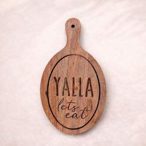 Plateau de service rond de qualité supérieure avec élégante calligraphie arabe, finition lisse et durable, idéal pour servir l'Iftar, cadeau de Ramadan - Product Image 3