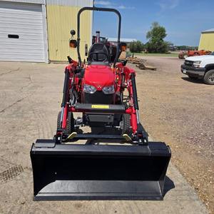 รถแทรกเตอร์มือสอง Massey Ferguson GC1725m สำหรับขาย - Product Image 1