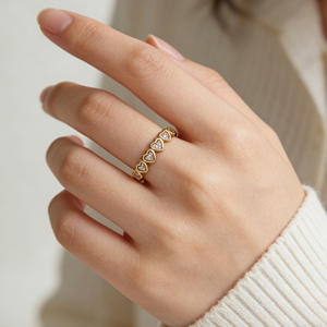 Anillos Cuadrados Geométricos de Acero Inoxidable con Incrustaciones de Cristales de Lujo Vintage a Prueba de Agua para Mujer - Product Image 3