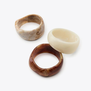 Pulsera de resina y latón colorida, conjunto de brazalete, joyería de moda para niñas y mujeres con imitación de perlas, publicidad dirigida - Product Image 1