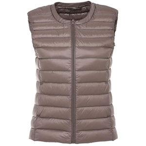 Chaleco acolchado recortado de estilo moderno, de poliéster 100% Material, cuello de invierno, menos chalecos acolchados para mujer con diseño de etiqueta personalizado - Product Image 6