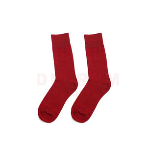 Vente en gros de haute qualité OEM athlétique coton hommes chaussettes cheville chaussettes en vente couleurs personnalisées chaussettes - Product Image 1