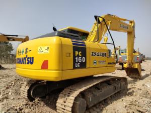 Motor de núcleo de Excavadora hidráulica Komatsu PC160 16ton usado de rendimiento Superior y motor incluido de segunda mano a la venta - Product Image 2