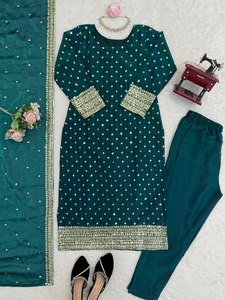 Eid Special Winter Party - Salwar Kameez de seda suave con borde de corte recto y colores brillantes, estilo pakistaní, para mujer - Product Image 5