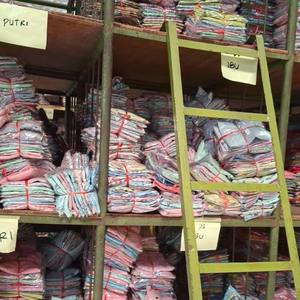 Vestido de mujer-Buena CALIDAD EXPORTACIÓN - Product Image 1