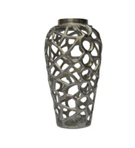 Vase à fleur en aluminium en forme de bouteille fait main personnalisé avec finition antique Vase à fleur unique avec trous Produit le plus vendu - Product Image 2