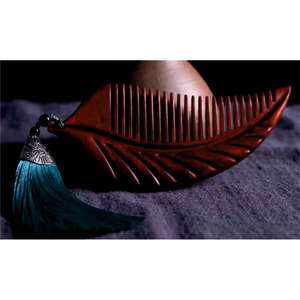 Best-seller peigne à cheveux en bois à dents larges personnalisé masseur de cuir chevelu peigne antistatique en bois tête massage du cuir chevelu - Product Image 1