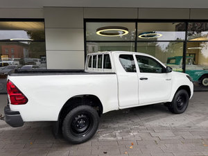 Para Yota Hilux 2021 Cabina Extra - Product Image 2