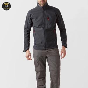 Chaqueta Softshell Impermeable de Alta Calidad para Hombre, Chaqueta Deportiva para Invierno con Cuello Alto y Logotipo Frontal - Product Image 3