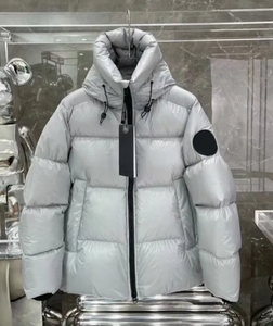 Chaqueta de invierno de diseñador para hombre con logotipo Chaqueta acolchada con capucha y cremallera a prueba de viento a la moda - Product Image 5