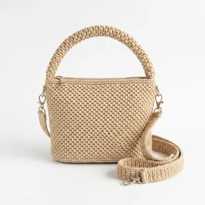 Sac bandoulière mini en raphia au crochet avec fermeture éclair, style bohème estival, sac à poignée beige - Product Image 1