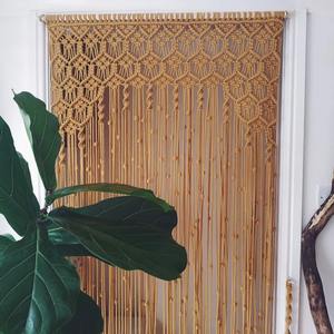 Cortina tejida de macramé, tapiz decorativo hecho a mano bohemio, acento para dormitorio, sala de estar, entrada y estilo Interior - Product Image 1