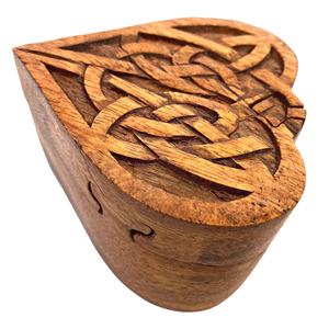 Boîte de rangement pour bijoux en bois en forme de cœur, fabriquée à la main, en bois massif naturel, organisateur de bibelots pour bagues, boucles d'oreilles, cadeau - Product Image 3