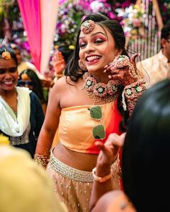 Fleur romantique Bijoux de mariage Boucles d'oreilles de mariée Boucles d'oreilles grande fleur Boucles d'oreilles rose et violet Très peri mariage - Product Image 2