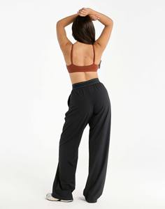 Conjuntos de mujer OEM marrón personalizados de alta demanda, conjunto de 2 piezas, pantalones de flujo elemental para mujer y Bralette, conjunto de Yoga de cintura alta elástico suave - Product Image 5