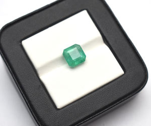 พลอยเทียมสีเขียวธรรมชาติ3.90 CT พลอยพลอยเทียมสีเขียวแซมเบียมรกตรูปสี่เหลี่ยมจัตุรัสแปดเหลี่ยม8.5มม. - Product Image 3