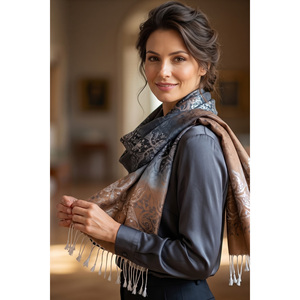Chal de Pashmina Suave con Estampado Étnico para Mujer, Verde y Borgoña, 75 x 155 cm, Accesorio de Viscosa - Product Image 2