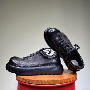 Botas de Motocicleta de Cuero para Hombre y Botas de Cuero para Motociclistas con Botas de Montar de Cuero Genuino para Motocicleta y Actividades al Aire Libre - Product Image 3