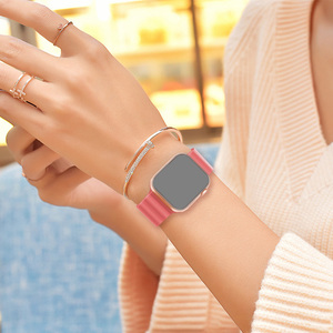 Bracelet de montre de haute qualité Bracelets de montre en silicone magnétique souple pour <span class=keywords><strong>apple</strong></span> <span class=keywords><strong>Watch</strong></span> ultra 49mm Smartwatch Strap - Product Image 4