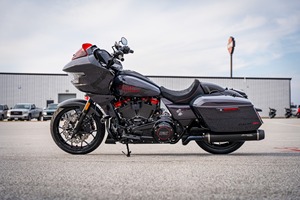 Motocicleta de Turismo de Alto Rendimiento con Motor V-Twin de 1900–2000cc - Product Image 2