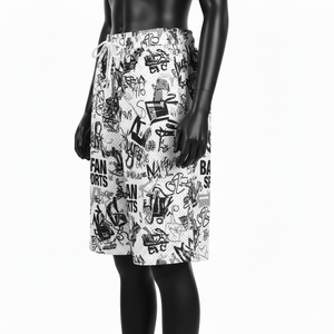 Shorts deportivos de malla transpirable de poliéster premium de 160 GSM para mujer, blancos con estampado de grafiti, shorts de gimnasio con logo sublimado para mujer - Product Image 2