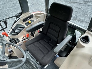 Tracteur agricole KUBOTA d'occasion avec chargeur LA1154, livraison rapide, prix bas, avec pompe et composants essentiels de transmission, à vendre - Product Image 6