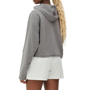 Sweat à capuche court personnalisé avec logo, sweat à capuche pour l'entraînement, sweat à capuche à manches longues pour femmes, sweat à capuche court pour femmes - Product Image 4