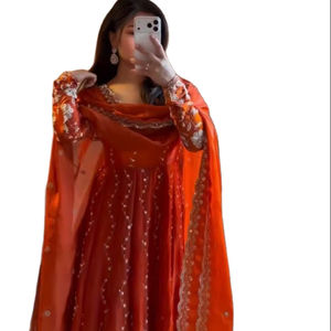 ชุดสตรีแบบ Anarkali ผ้าจอร์เจียต์ไหมปักลาย พร้อมส่ง (แบบยาวและแบบสั้น) หลายสี เหมาะสำหรับงานปาร์ตี้ คุณภาพดี - Product Image 1