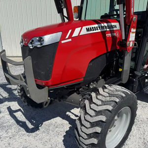 Tracteur Massey Ferguson 55HP 1755M 4WD 2019 avec pompe et boîte de vitesses - Product Image 3