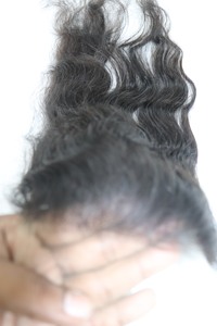 Cheveux humains Body Wave Raw Single Donor Curly Lace Closure 4x4 Transparent Lace Pack Taille: 8-26 pouces Taille de l'emballage: 14" - Product Image 6