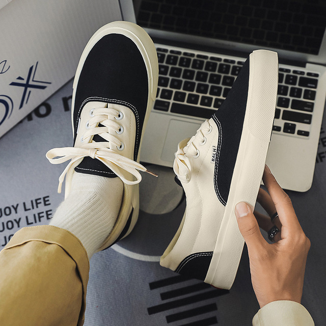Womens Mens Couple Trendy Low Top Canvas Sneakers Spring New Classic Era Black White Splicing Casual Board Shoes Overseas Stock