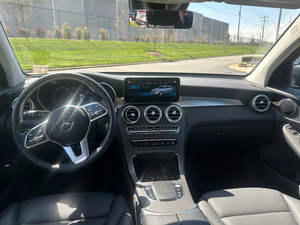 Mercedes-Benz GLC 300 2022 Usado en Buen Estado - Product Image 4