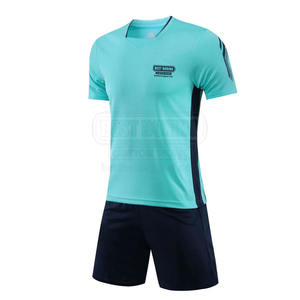 Nouveau design d'uniforme de football de couleur unie de qualité supérieure pour la vente en ligne - Product Image 1