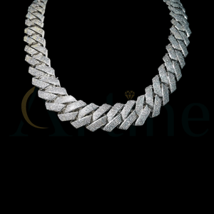 14K con cadena cubana de diamantes cultivados en laboratorio, brilla tu estilo mejorado con claridad VVs - Product Image 1