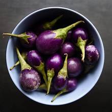 ÉTIQUETTE PROPRE AUBERGINE CONGELÉE SOURCE NATURELLE DE FIBRES À BASE DE PLANTES SANS CONSERVATION - Product Image 2