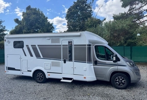 Autocaravana 4x4 con Refrigerador para Camioneta, Ideal para Campamentos y Viajes - Product Image 6