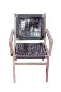 Vente en gros de meubles d'extérieur modernes Ove, ensemble de 4 chaises confortables avec accoudoir, design portable, en bois durable pour hôtels et appartements - Product Image 4