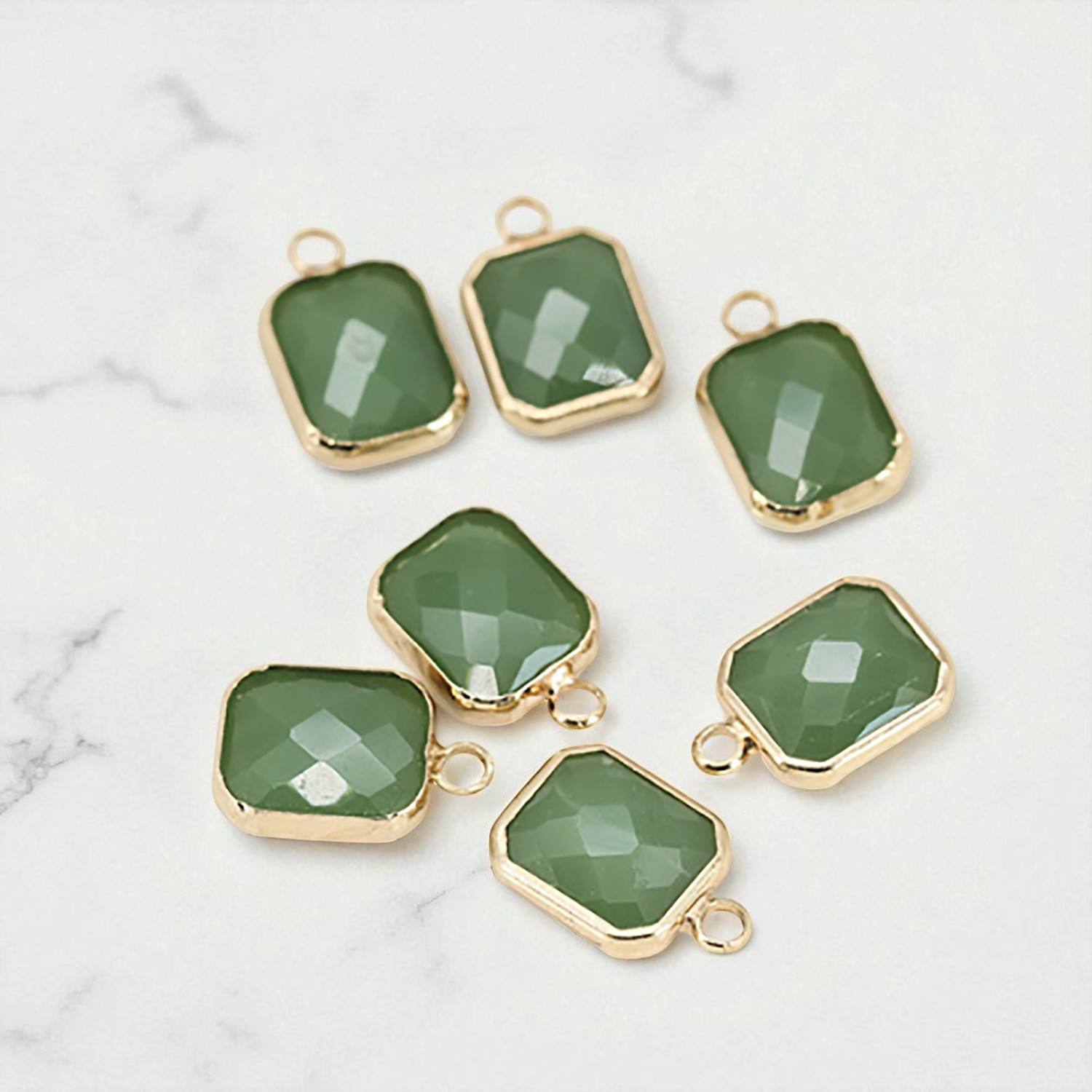 หยกสีเขียว