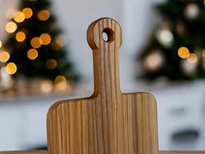 Planche à découper en bois au design minimaliste avec poignée, planche à découper en bois massif pour cuisine professionnelle, usage domestique, restaurant - Product Image 3