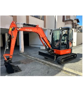 Excavatrice hydraulique compacte Kubota U36-4 efficace pour les travaux de terrassement, le creusement de fossés, les chantiers de construction, l'aménagement paysager et la construction générale - Product Image 3