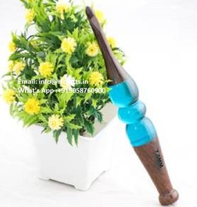 Crochet en bois de résine fait à la main aiguilles à tricoter de luxe de haute qualité pour la couture d'outils de couture - Product Image 1