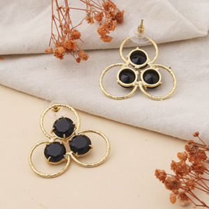 Pendientes de Botón Hechos a Mano con Forma de Luna de Latón con Triple Círculo |   Pendientes de Moda para Mujer - Product Image 1