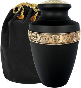 Urnes en métal au design antique pour cendres avec des motifs artisanaux complexes parfaits pour créer un présentoir commémoratif élégant - Product Image 2