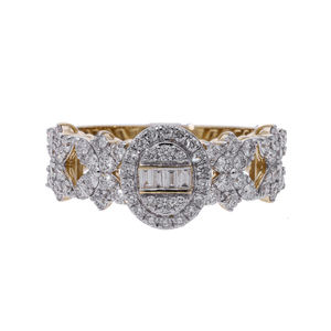 Bague en diamant de style vintage en or jaune 14K Baguette en diamant naturel et centre de table Halo rond avec bande pavée florale - Product Image 1