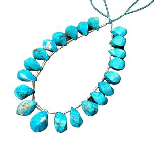 21 pièces de haute qualité bleu ciel indien Turquoise pierres précieuses torsadées en forme de larme Briolette perles pour la fabrication de bijoux - Product Image 1
