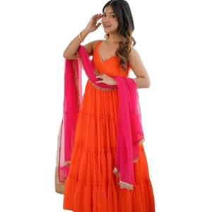 Bộ Kurti và khăn xếp chất liệu <span class=keywords><strong>Georgette</strong></span> họa tiết hoa văn cầu kỳ, kiểu dáng rộng rãi, dành cho lễ hội, mùa mới, trang phục dự tiệc, đang được bán. - Product Image 1