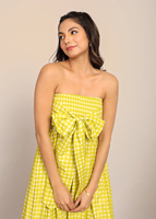 Vert épaules dénudées plissé Volume manches robe mi-longue femmes mode robe courte pour les femmes manches longues concepteur à la main une pièce