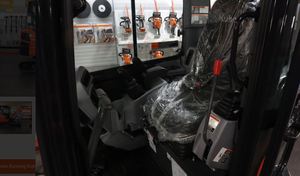 Mini-excavatrice neuve modèle KX033.4 à vendre, matériel de construction et de bâtiment - Product Image 6