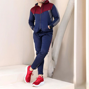 Conjunto atlético de dos piezas para hombre con estilo con contraste de color rojo y gris Ropa deportiva Chándales para hombre disponibles a granel al por mayor - Product Image 2