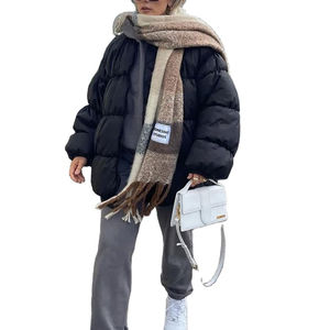 Chaqueta de plumón de estilo europeo personalizable de alta calidad para mujer chaqueta rellena de botón de succión transpirable cálida de invierno - Product Image 2